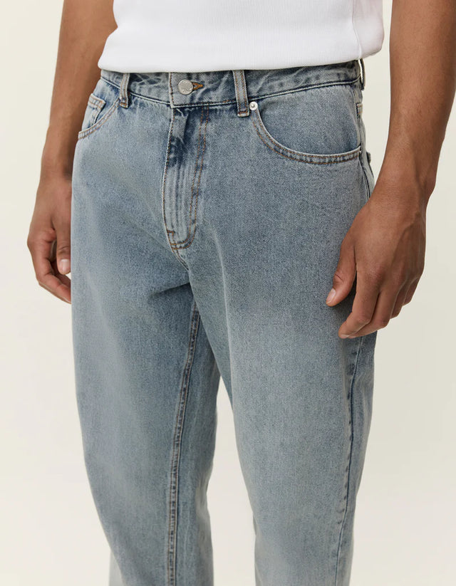 Les Deux Ryder Washed Denim Jeans - Light Indigo Wash