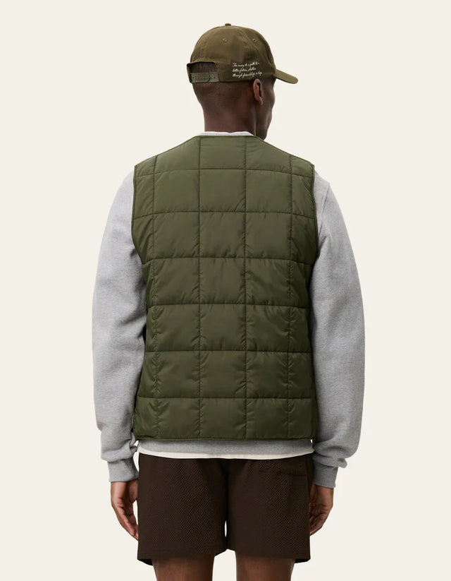 Les Deux Matt Quilted Vest - Olive Night