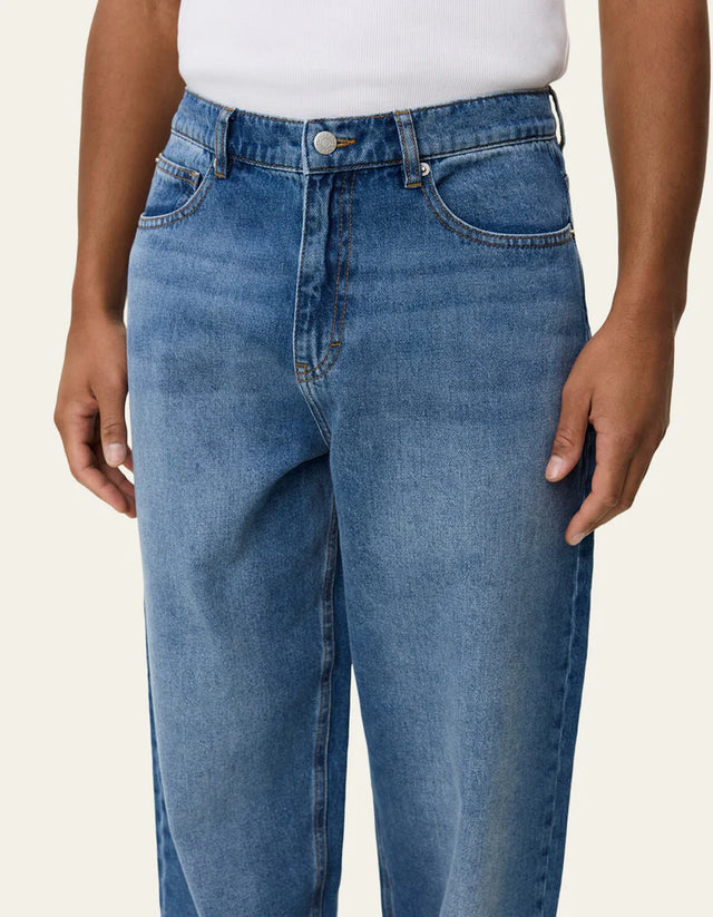 Les Deux Roi Washed Denim Jeans - Medium Indigo Wash