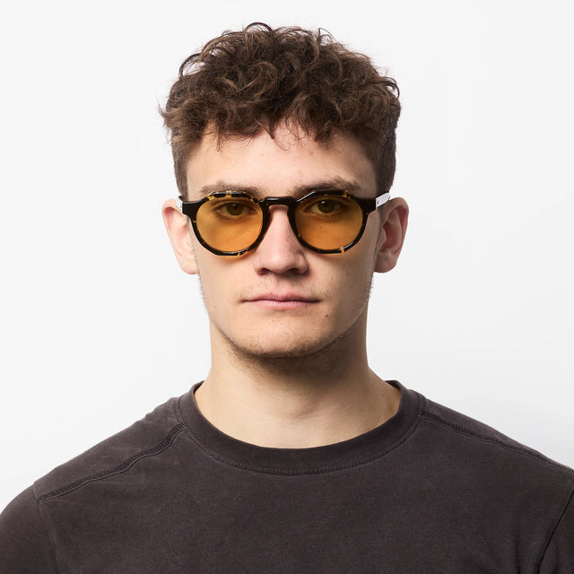Oscar Deen Pinto Sunglasses - Ember/Yellow