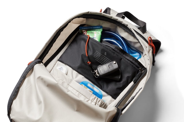 Bellroy Lite Daypack Chalk