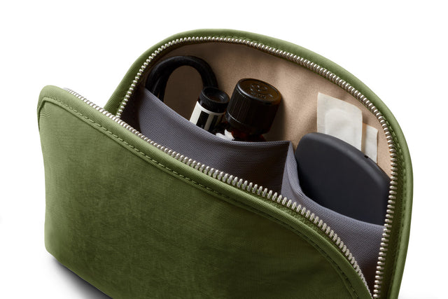 Bellroy Classic Pouch