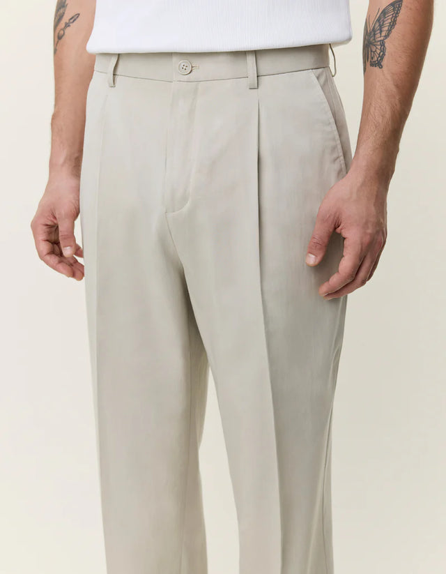 Les Deux Pleated Twill Suit Pants - Light Sand