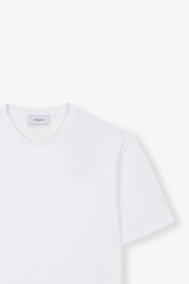 Unfeigned Basic Velour T-Shirt - White