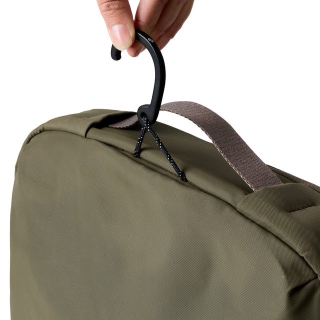 Bellroy Hanging Toiletry Kit Plus - Sea Kelp