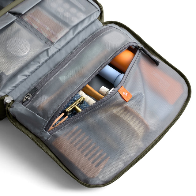 Bellroy Hanging Toiletry Kit Plus - Sea Kelp