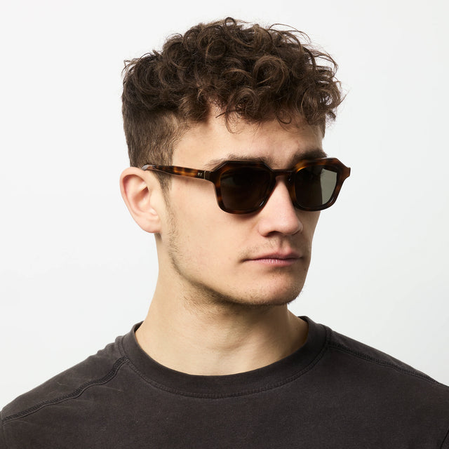 Oscar Deen Diego Sunglasses - Tortoise/Green