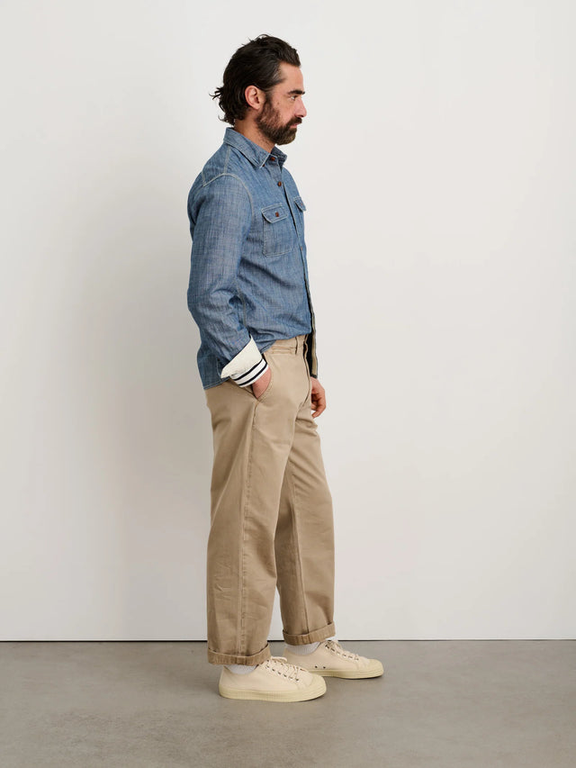 Alex Mill Work Shirt in Chambray - Light Wash
