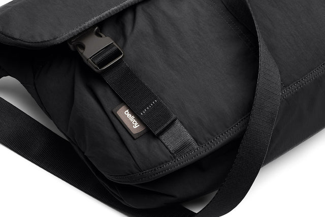 Bellroy Cinch Messenger Bag - Black