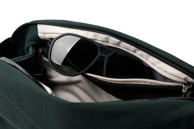 Bellroy Venture Sling 9L - Deep Ocean